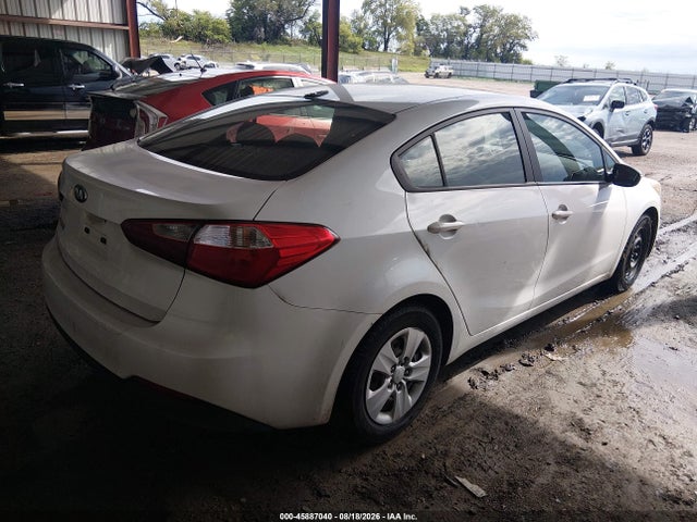 Продаж на аукціоні авто 2015 Kia Forte Lx, vin: KNAFX4A68F5360027, номер лоту: 45887040