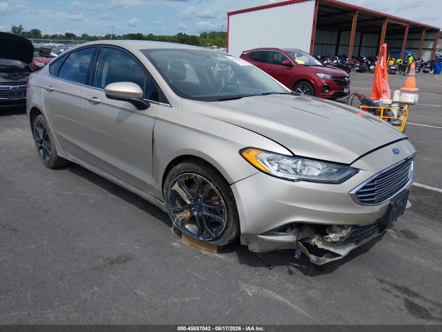 Продажа на аукционе авто 2018 Ford Fusion S, vin: 3FA6P0G72JR136551, номер лота: 45887042