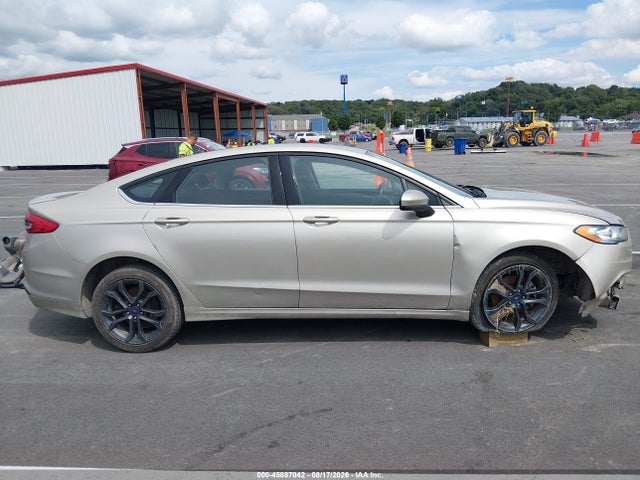 Продажа на аукционе авто 2018 Ford Fusion S, vin: 3FA6P0G72JR136551, номер лота: 45887042