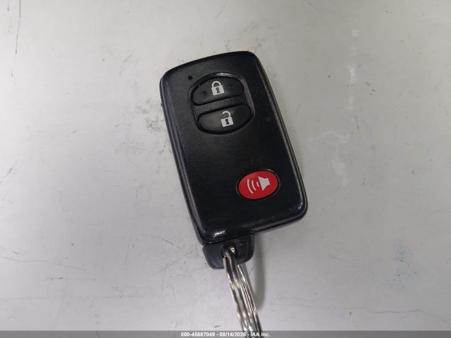 45887049 :رقم المزاد ، JTDZN3EU2E3312476 vin ، 2014 Toyota Prius V Five مزاد بيع