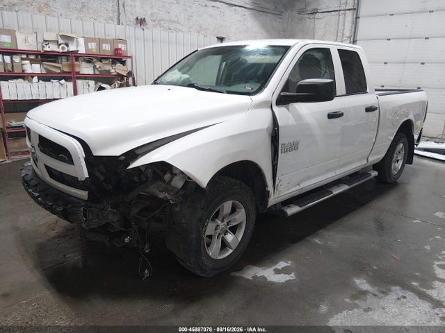 1C6RR7FG0HS778011 RAM 1500 Express 4x4 6&#039;4 Box