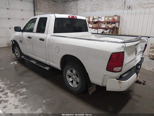 1C6RR7FG0HS778011 RAM 1500 Express 4x4 6&#039;4 Box