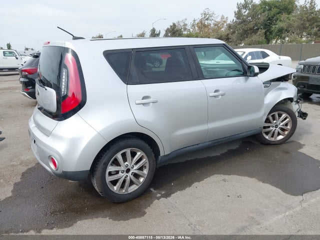 KNDJP3A55J7608553 KIA SOUL +