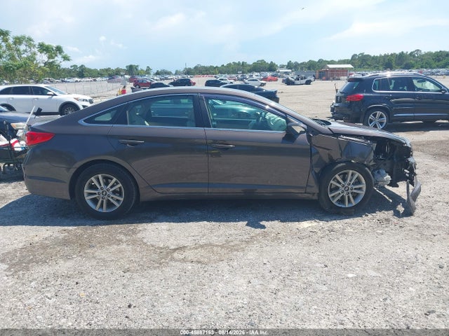 Продажа на аукционе авто 2017 Hyundai Sonata Se, vin: 5NPE24AF9HH463327, номер лота: 45887153