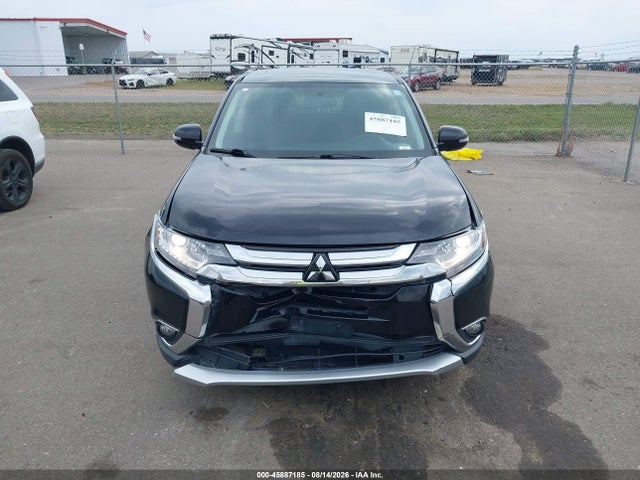2017 Mitsubishi Outlander Se მანქანა იყიდება აუქციონზე, vin: JA4AZ3A39HZ057125, აუქციონის ნომერი: 45887185