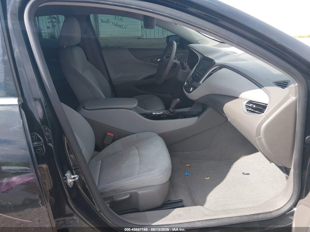 1G1ZB5ST9JF272270 Chevrolet Malibu 1ls