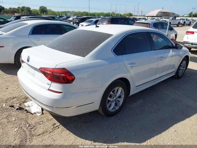 2017 Volkswagen Passat 1.8t S მანქანა იყიდება აუქციონზე, vin: 1VWAT7A35HC063504, აუქციონის ნომერი: 45887205