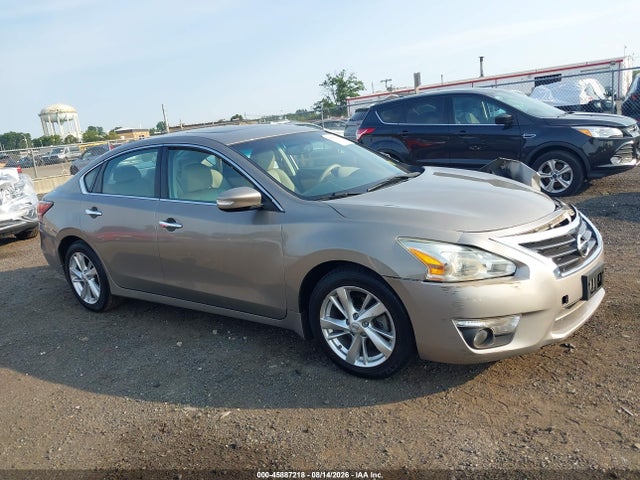 Продажа на аукционе авто 2015 Nissan Altima 2.5 Sl, vin: 1N4AL3AP2FC232010, номер лота: 45887218