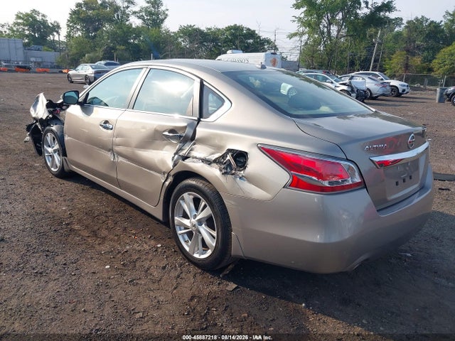 Продажа на аукционе авто 2015 Nissan Altima 2.5 Sl, vin: 1N4AL3AP2FC232010, номер лота: 45887218