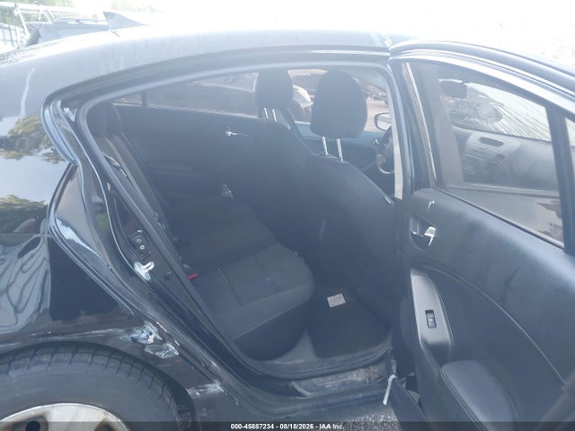 45887234 :رقم المزاد ، KNAFK4A66G5567497 vin ، 2016 Kia Forte Lx مزاد بيع