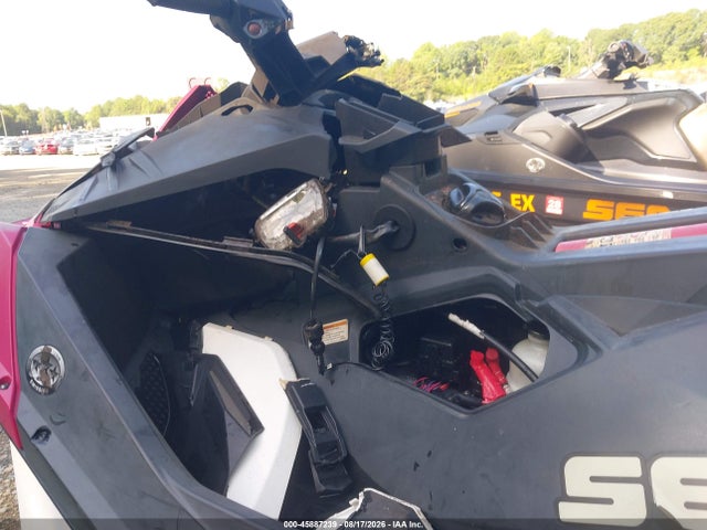 Продаж на аукціоні авто 2015 Seadoo Spark, vin: YDV54549C515, номер лоту: 45887239