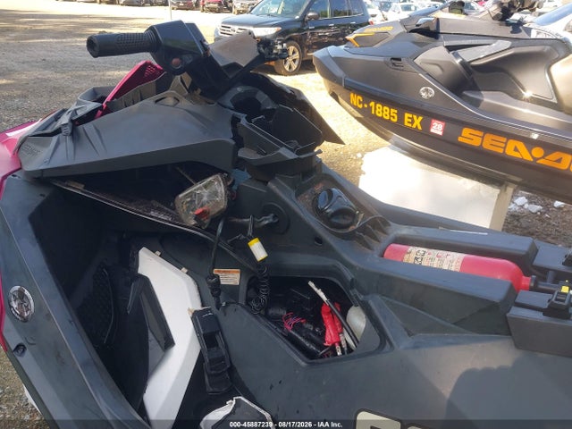 Продаж на аукціоні авто 2015 Seadoo Spark, vin: YDV54549C515, номер лоту: 45887239