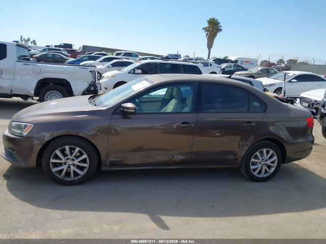 2011 Volkswagen Jetta 2.5l Se მანქანა იყიდება აუქციონზე, vin: 3VWDZ7AJ2BM384285, აუქციონის ნომერი: 45887311