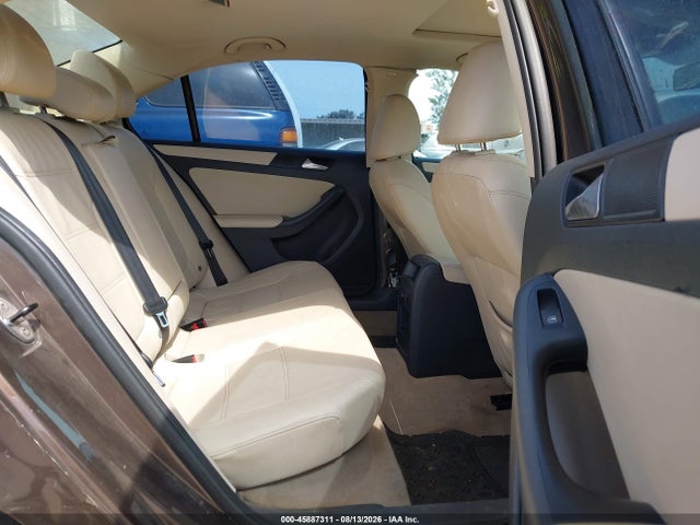 2011 Volkswagen Jetta 2.5l Se მანქანა იყიდება აუქციონზე, vin: 3VWDZ7AJ2BM384285, აუქციონის ნომერი: 45887311