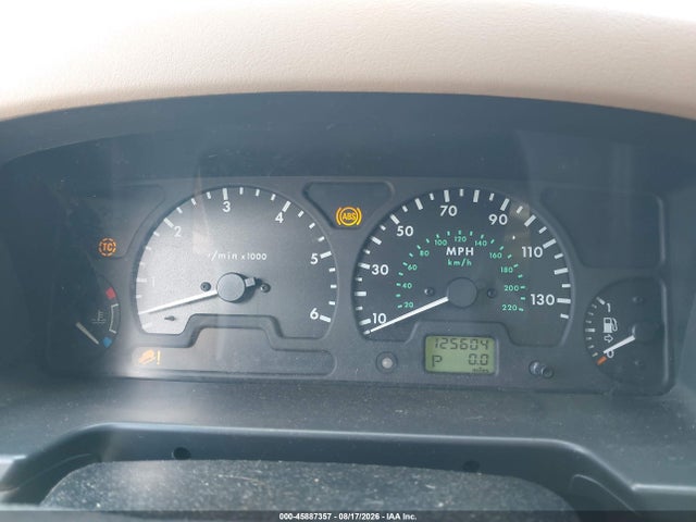 Продаж на аукціоні авто 2000 Land Rover Discovery Series Ii Cloth/series Ii Leather, vin: SALTY1247YA262365, номер лоту: 45887357