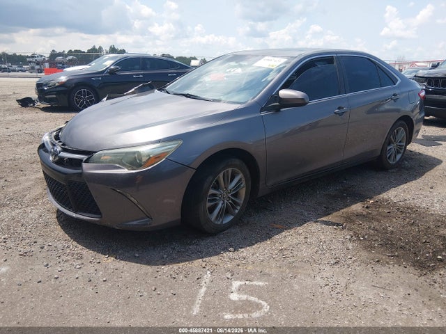 2015 Toyota Camry Se მანქანა იყიდება აუქციონზე, vin: 4T1BF1FK2FU916200, აუქციონის ნომერი: 45887421