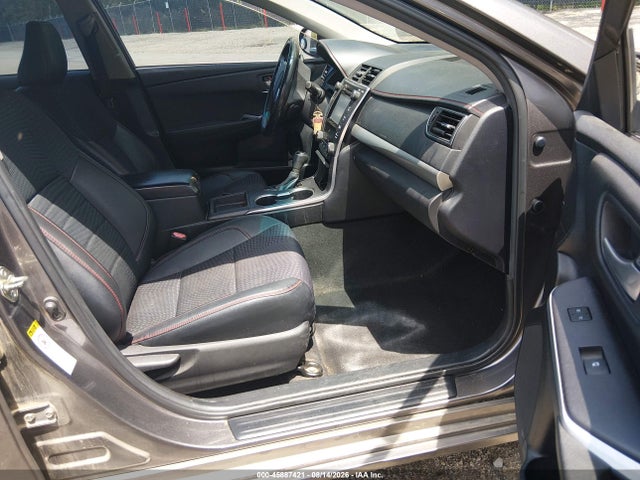 2015 Toyota Camry Se მანქანა იყიდება აუქციონზე, vin: 4T1BF1FK2FU916200, აუქციონის ნომერი: 45887421