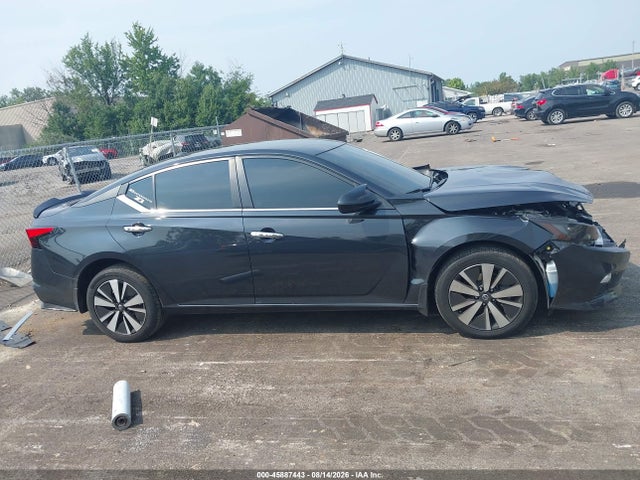 Aukcja sprzedaży 2022 Nissan Altima Sv Intelligent Awd, vin: 1N4BL4DW1NN337119, numer aukcji: 45887443