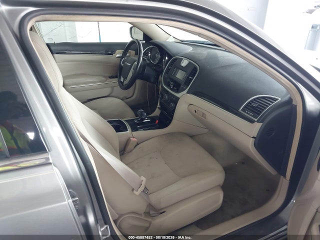 Продаж на аукціоні авто 2012 Chrysler 300, vin: 2C3CCAAG1CH138463, номер лоту: 45887452