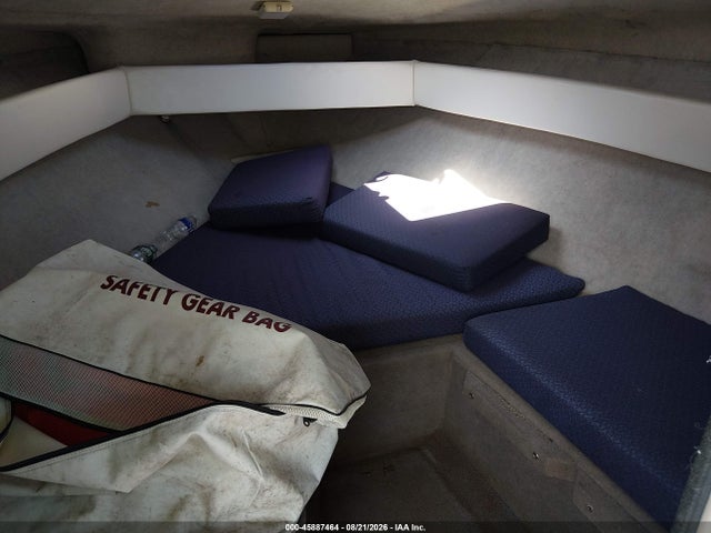 Продаж на аукціоні авто 2004 Bayliner 20', vin: USHA72CYH304, номер лоту: 45887464
