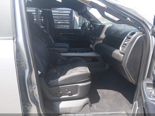 45887497 :رقم المزاد ، 3C6UR5NL6MG681636 vin ، 2021 Ram 2500 Laramie  4x4 6'4 Box مزاد بيع