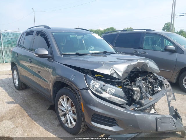 2017 Volkswagen Tiguan 2.0t/2.0t S მანქანა იყიდება აუქციონზე, vin: WVGBV7AX4HK044173, აუქციონის ნომერი: 45887590