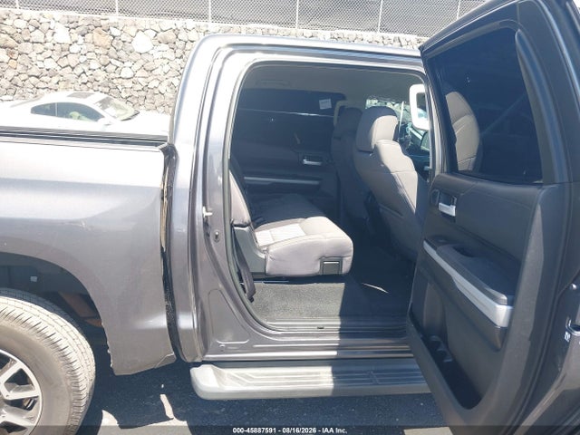 2019 Toyota Tundra Sr5 5.7l V8 მანქანა იყიდება აუქციონზე, vin: 5TFDY5F11KX784786, აუქციონის ნომერი: 45887591