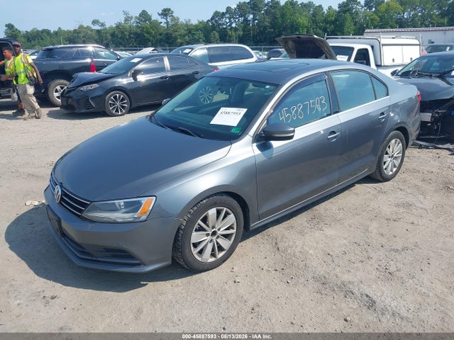 45887593 :رقم المزاد ، 3VWD17AJ1FM230552 vin ، 2015 Volkswagen Jetta 1.8t Se مزاد بيع