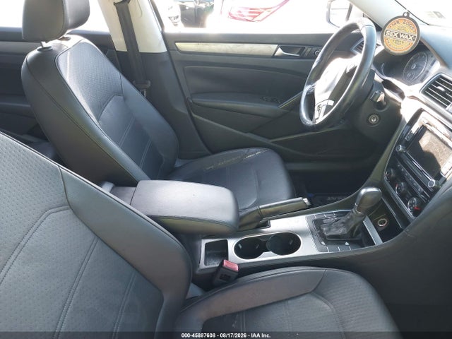 Volkswagen Passat 2.5l Se 2014 1VWBP7A35EC007423 Image 5
