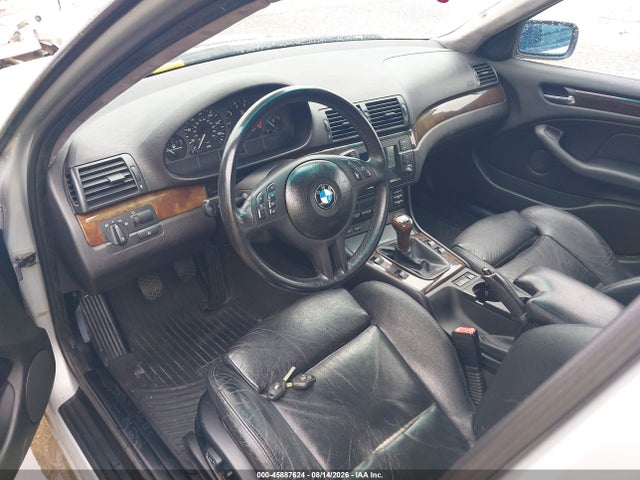 Продажа на аукционе авто 2003 Bmw 325i, vin: WBAEV33463KL61259, номер лота: 45887624