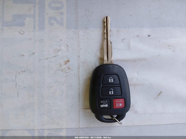 5YFBURHE6HP728859 Toyota COROLLA SE