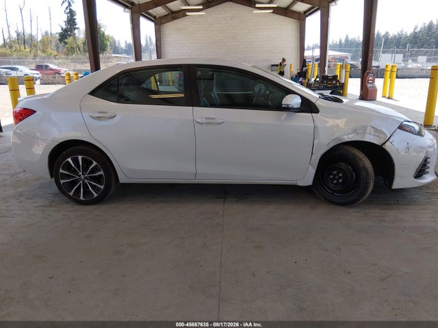 5YFBURHE6HP728859 Toyota COROLLA SE