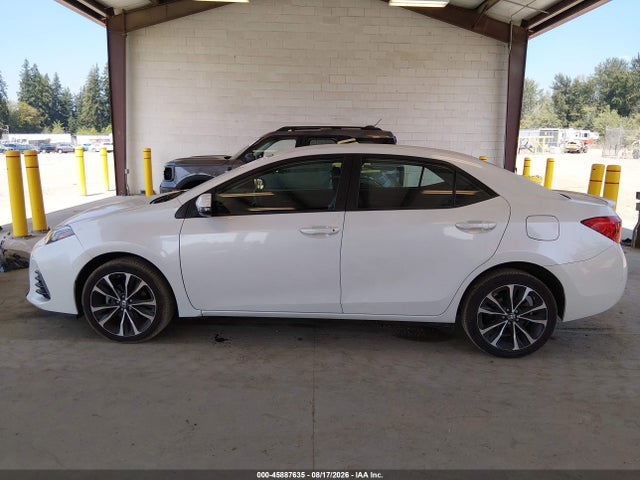5YFBURHE6HP728859 Toyota COROLLA SE