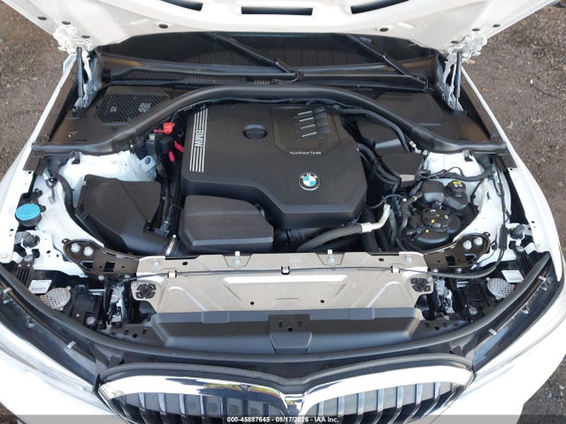 45887645 :رقم المزاد ، 3MW5R1J09M8C12632 vin ، 2021 Bmw 330i مزاد بيع