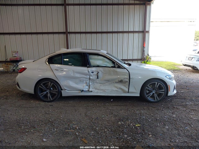 45887645 :رقم المزاد ، 3MW5R1J09M8C12632 vin ، 2021 Bmw 330i مزاد بيع