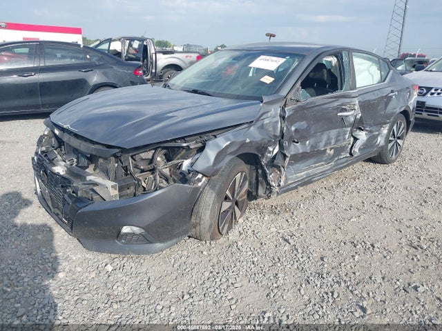 45887692 :رقم المزاد ، 1N4BL4DV0MN361367 vin ، 2021 Nissan Altima Sv Fwd مزاد بيع