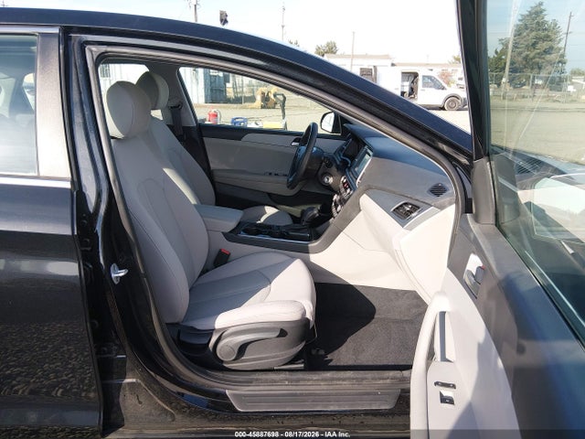5NPE24AA1JH692207 Hyundai SONATA ECO