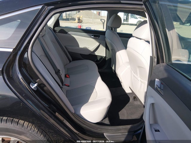 5NPE24AA1JH692207 Hyundai SONATA ECO