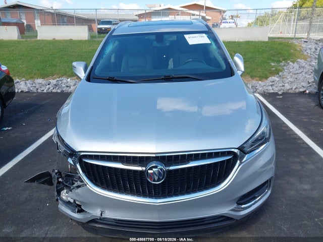 45887700 :رقم المزاد ، 5GAERBKW0JJ161857 vin ، 2018 Buick Enclave Essence مزاد بيع