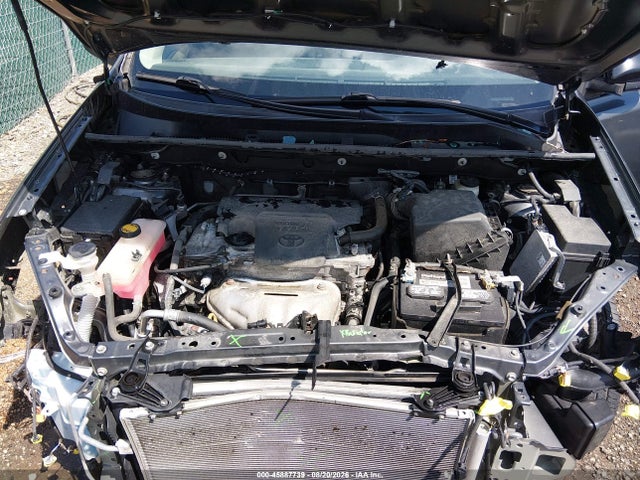 45887739 :رقم المزاد ، 2T3ZFREV9JW457577 vin ، 2018 Toyota Rav4 Le مزاد بيع