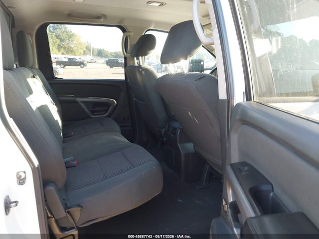 2015 Nissan Titan Pro-4x/s/sl/sv მანქანა იყიდება აუქციონზე, vin: 1N6AA0EC3FN505396, აუქციონის ნომერი: 45887743