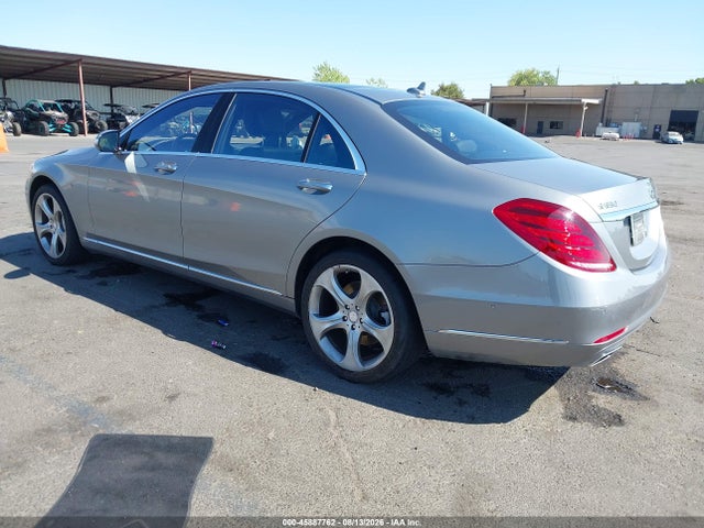 WDDUG8FB1EA050336 Mercedes-Benz S 550 4matic
