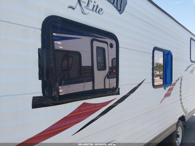 Продажа на аукционе авто 2014 Forest River Wildwood X-lite 195b, vin: 4X4TWDV15ER345557, номер лота: 45887786