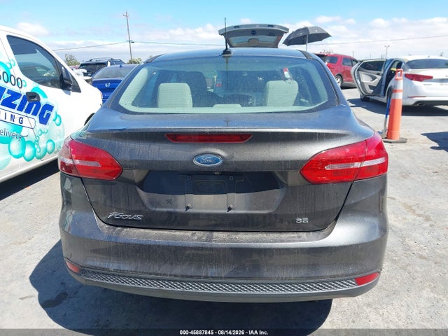 Ford FOCUS SE 2015 1FADP3F20FL316941 Image 16