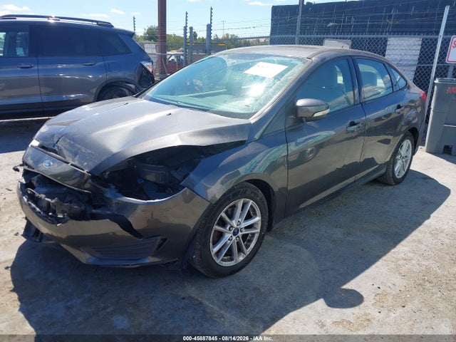 Ford FOCUS SE 2015 1FADP3F20FL316941 Image 2