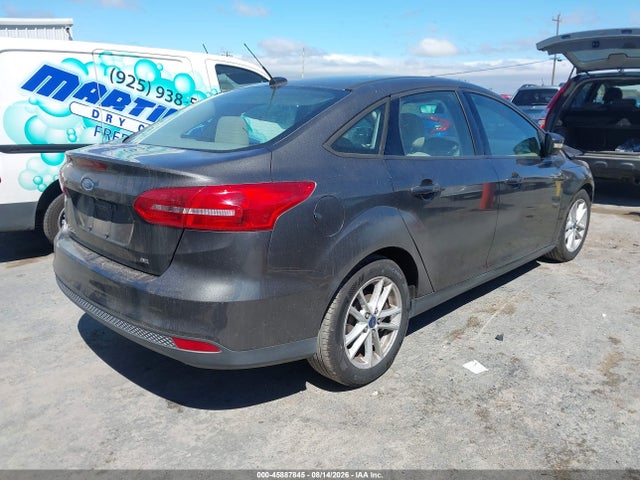 Ford FOCUS SE 2015 1FADP3F20FL316941 Image 4
