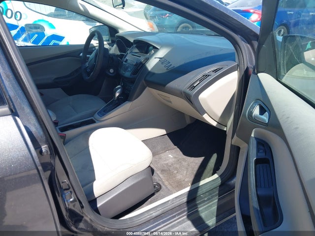 Ford FOCUS SE 2015 1FADP3F20FL316941 Image 5