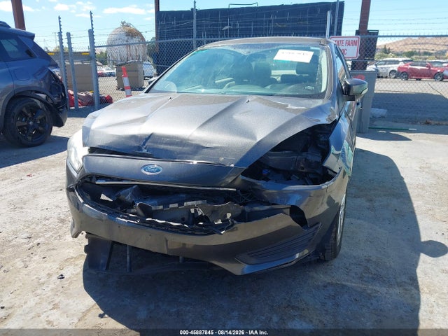 Ford FOCUS SE 2015 1FADP3F20FL316941 Image 6