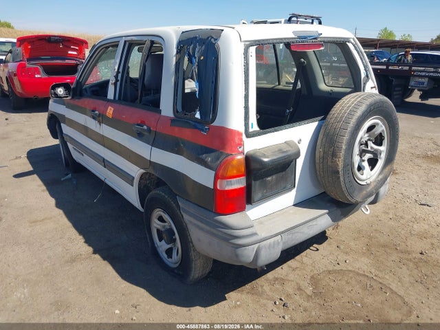 45887863 :رقم المزاد ، 2CNBJ13C5Y6929391 vin ، 2000 Chevrolet Tracker Hard Top مزاد بيع