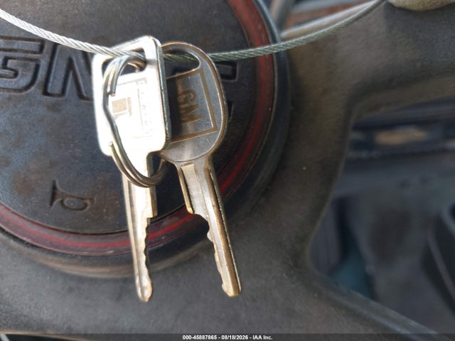 45887865 :رقم المزاد ، 1GKER16K3KF516917 vin ، 1989 Gmc Suburban R15 Conventional مزاد بيع
